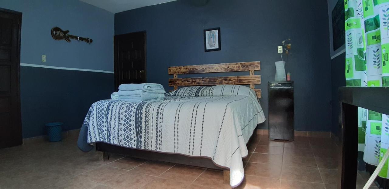 Casa Bugambilias Villa แท็กซ์โก เด อลาร์คอน ภายนอก รูปภาพ
