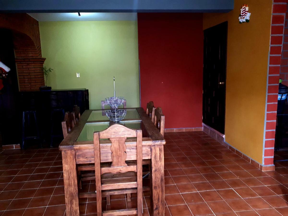 Casa Bugambilias Villa แท็กซ์โก เด อลาร์คอน ภายนอก รูปภาพ
